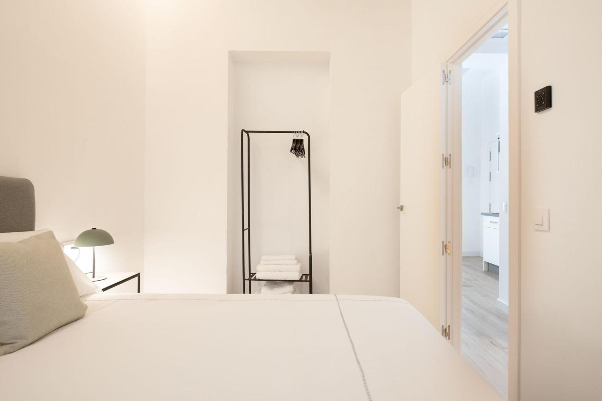 Santa Ana 18 Suite Apartments Севилья Экстерьер фото