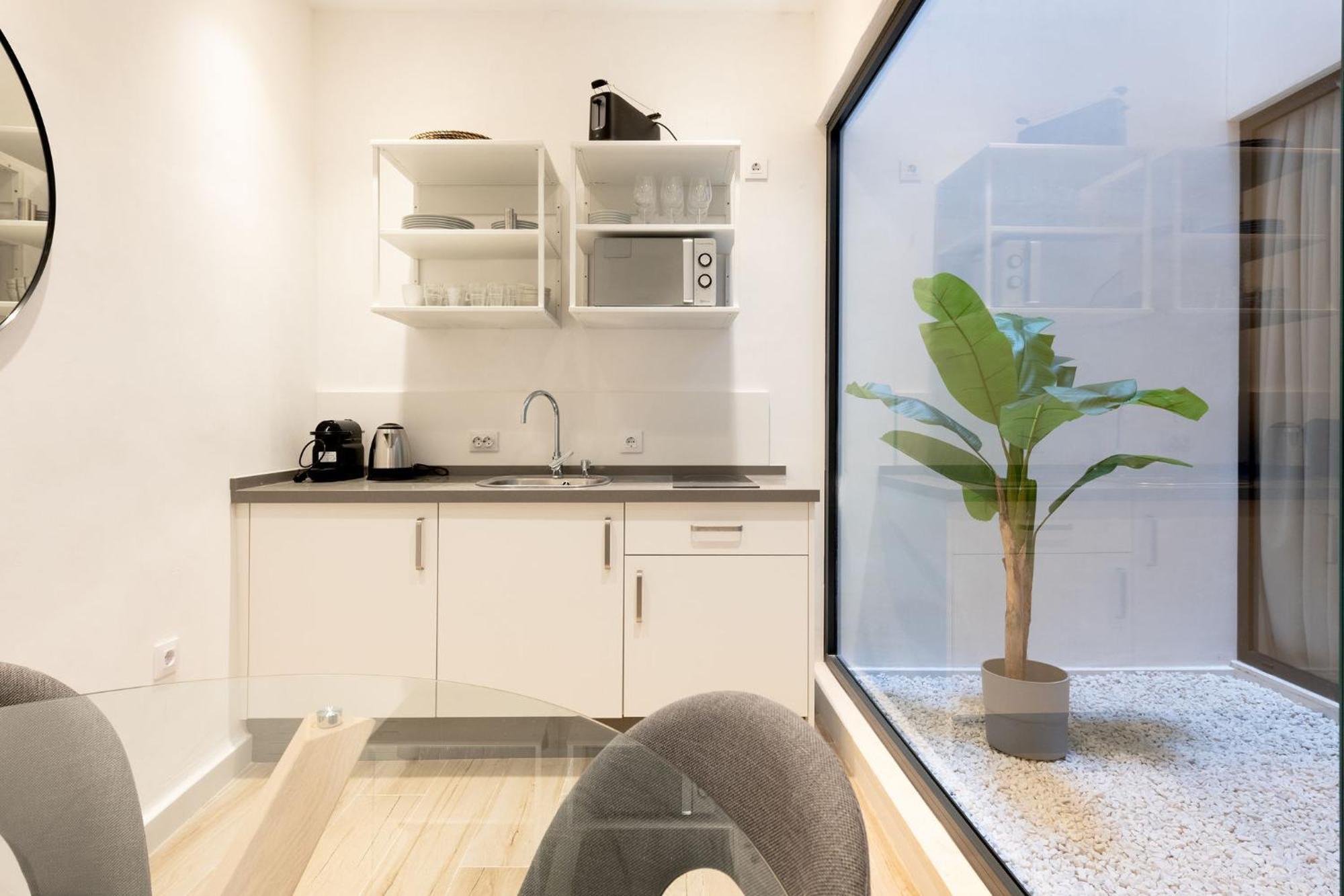 Santa Ana 18 Suite Apartments Севилья Экстерьер фото